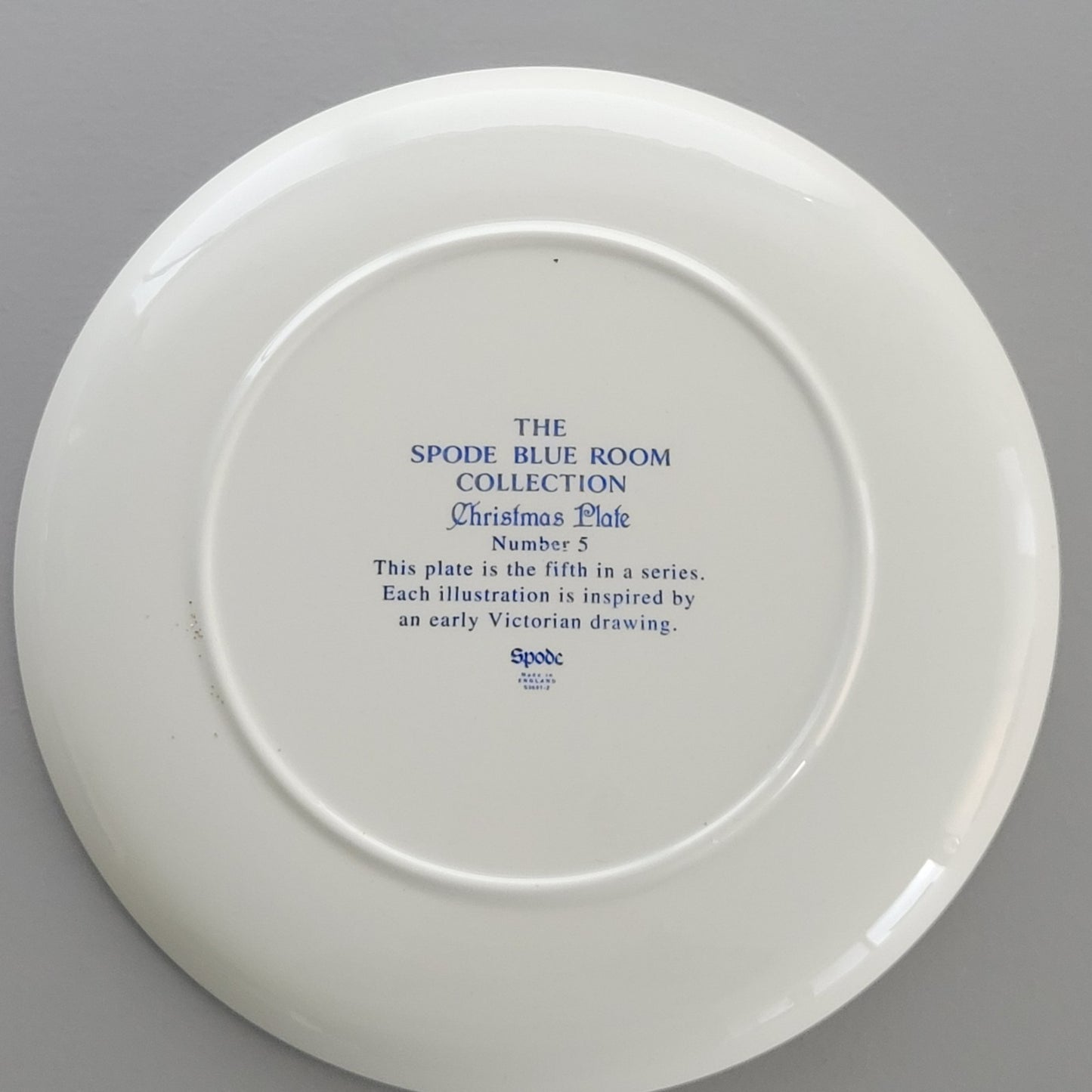 Spode Blue Room Victorian Annual Christmas Plate 1999, Made in England