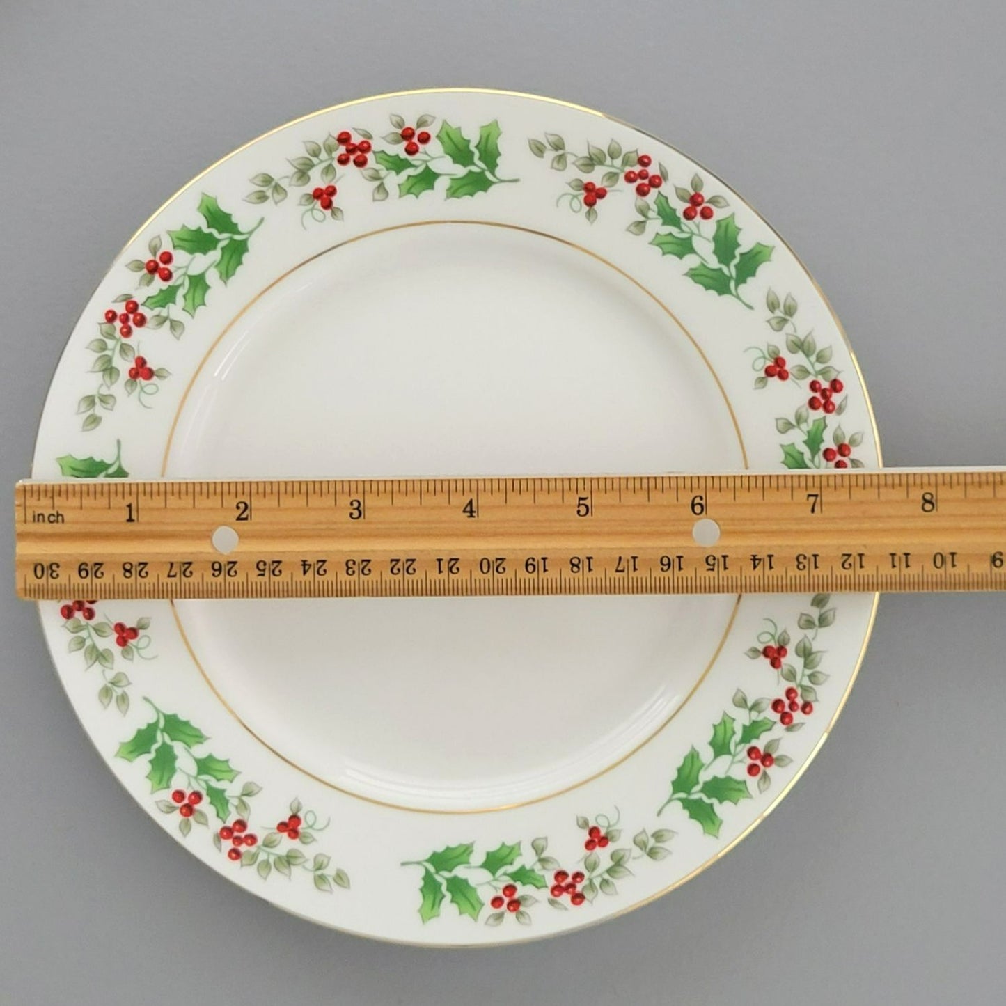 Gibson "Christmas Harmony" Salad Plate, Set of 2