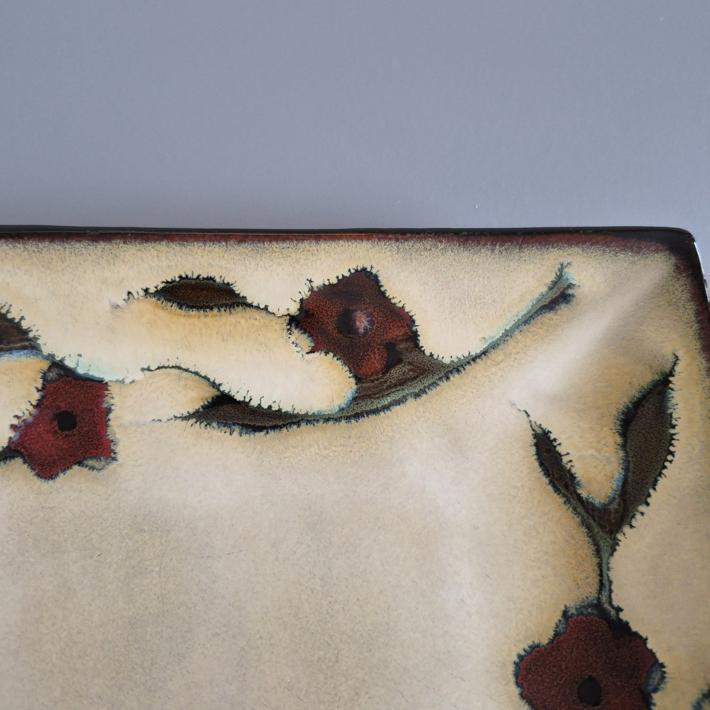 Mikasa "Desert Bloom" Square Dinner Plate, c.2009-13