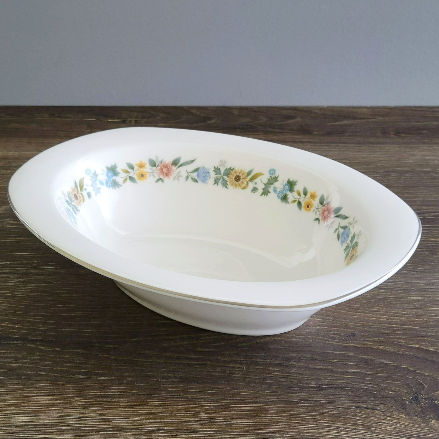 Royal Doulton Pastorale 11" Oval Serving Bowl, c.1970-90 England