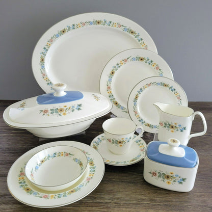Royal Doulton Pastorale 11" Oval Serving Bowl, c.1970-90 England