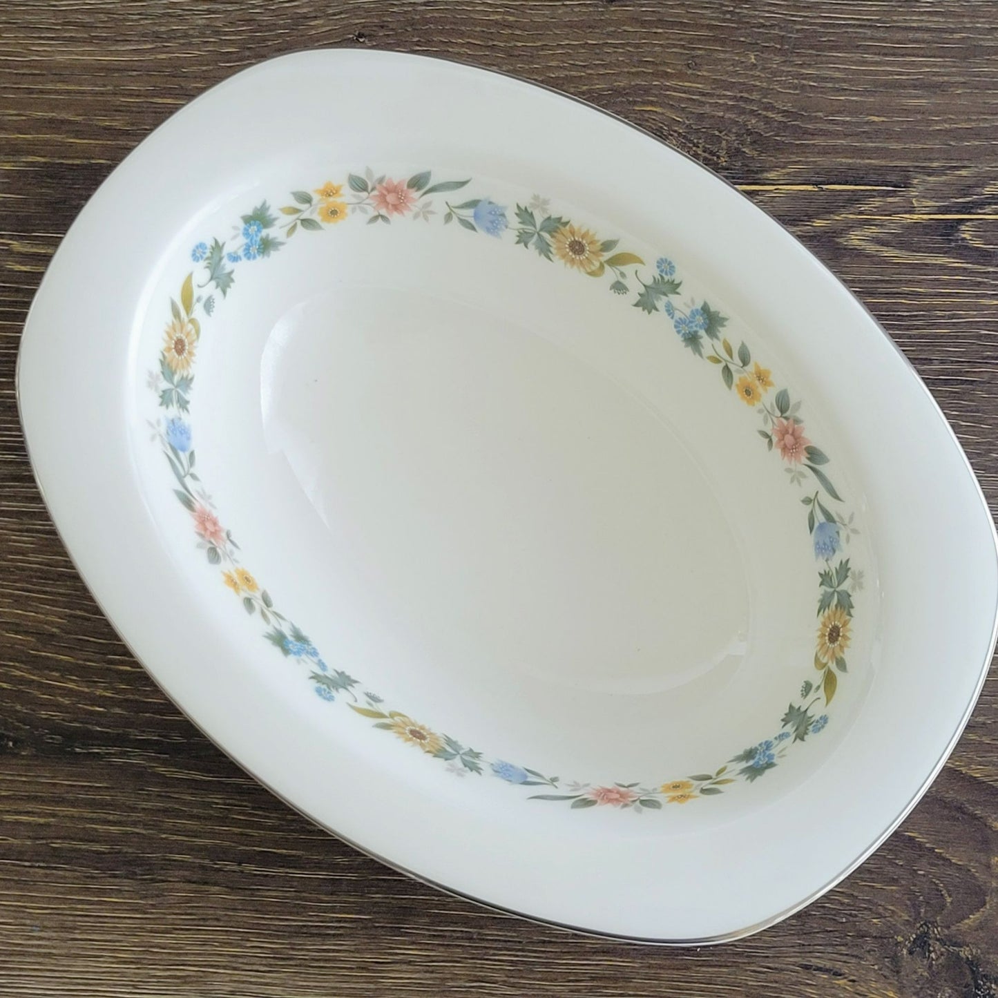 Royal Doulton Pastorale 11" Oval Serving Bowl, c.1970-90 England