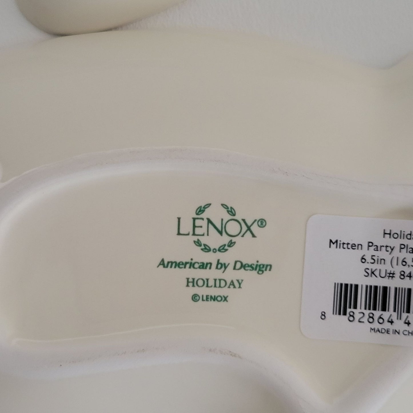 Lenox Holiday Mitten Party Plates Set Of 2 Red & Green, Christmas Candy Dishes