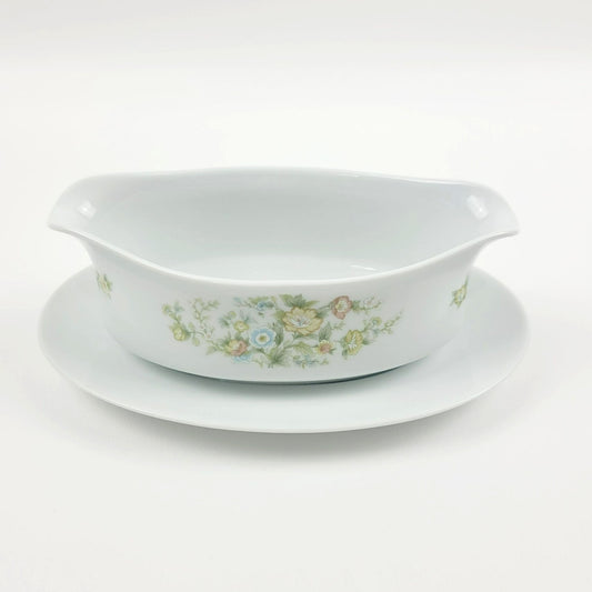 Fashion Royale Ashley Gravy Boat & Underplate, Made in Japan