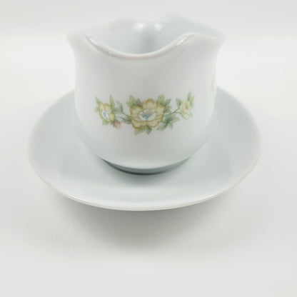 Fashion Royale Ashley Gravy Boat & Underplate, Made in Japan