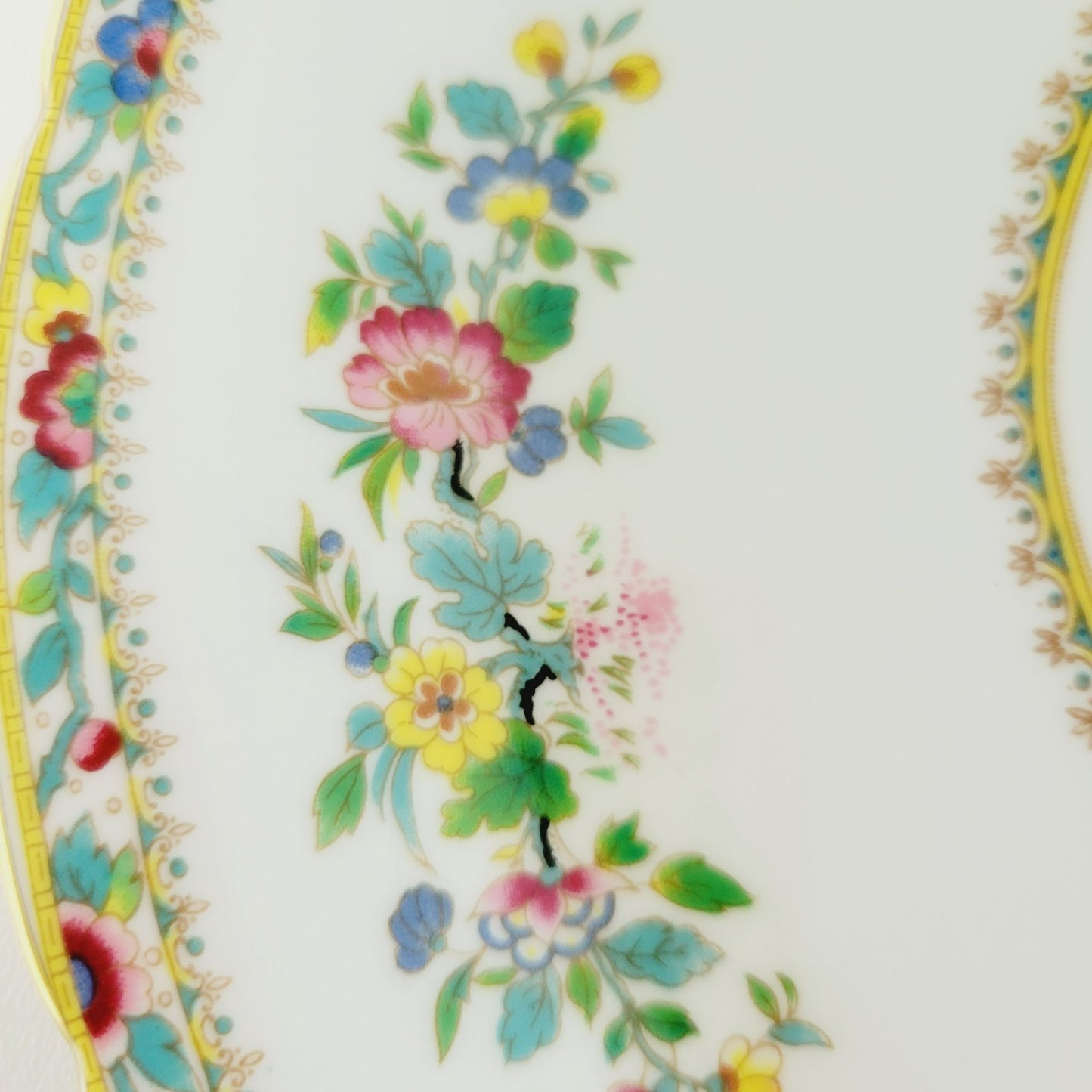 Coalport Ming Rose Dinner Plate, c1970-93 England