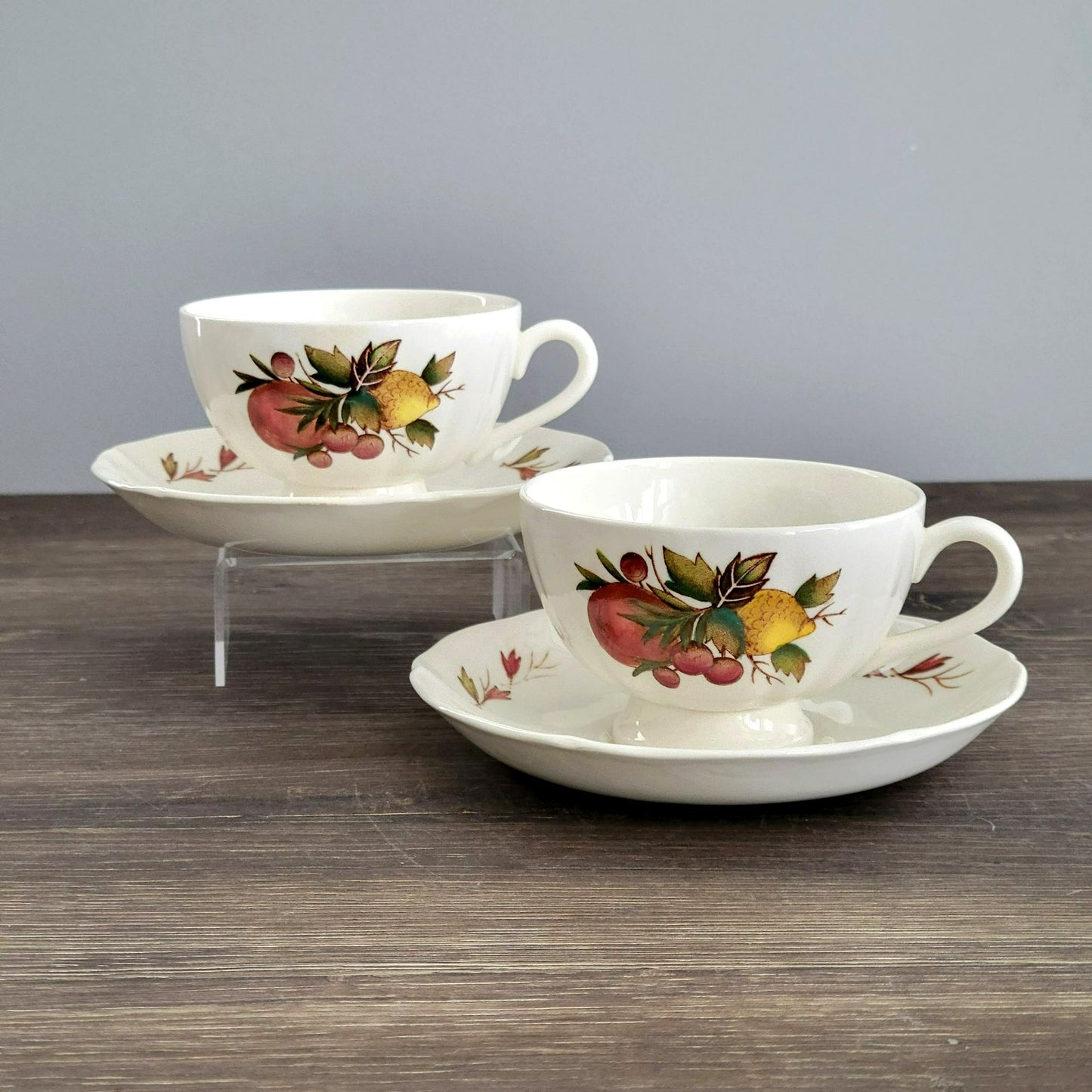 Wedgwood Drury Lane Teacup & Saucer, 2 Sets, c.1962-69 England