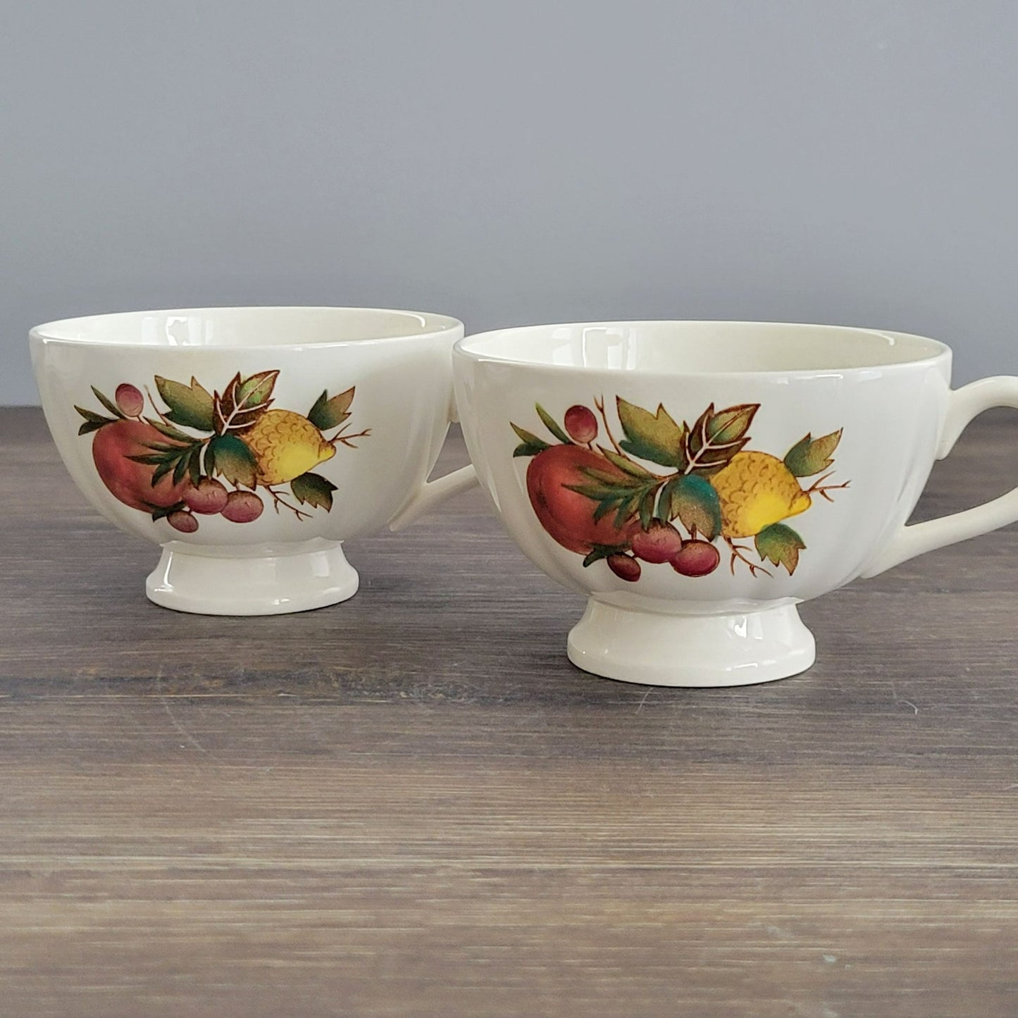 Wedgwood Drury Lane Teacup & Saucer, 2 Sets, c.1962-69 England