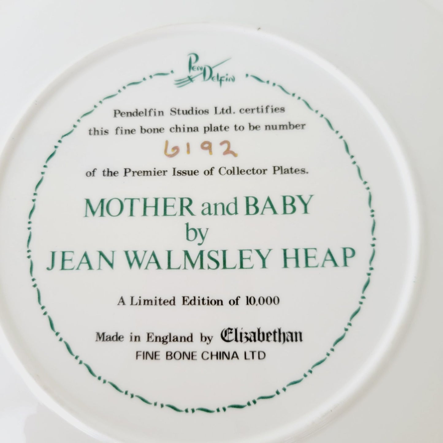 Vintage Mother & Baby Bunny Collectors Plate, Artiest Jean Walmsley Heap, Elizabethan PenDelfin, Made in England