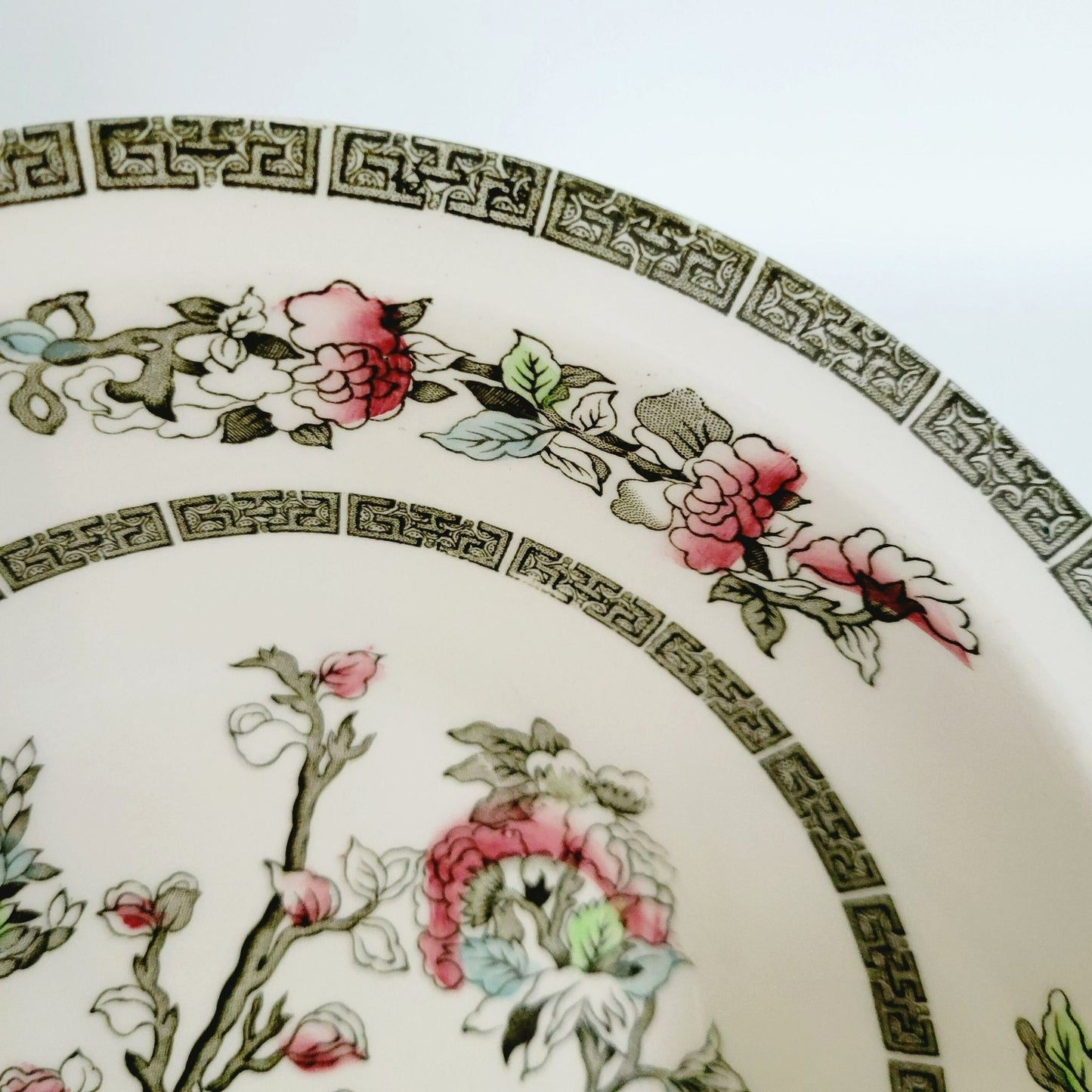 Johnson Bros Indian Tree Round Serving Bowl, c.1979-82 England