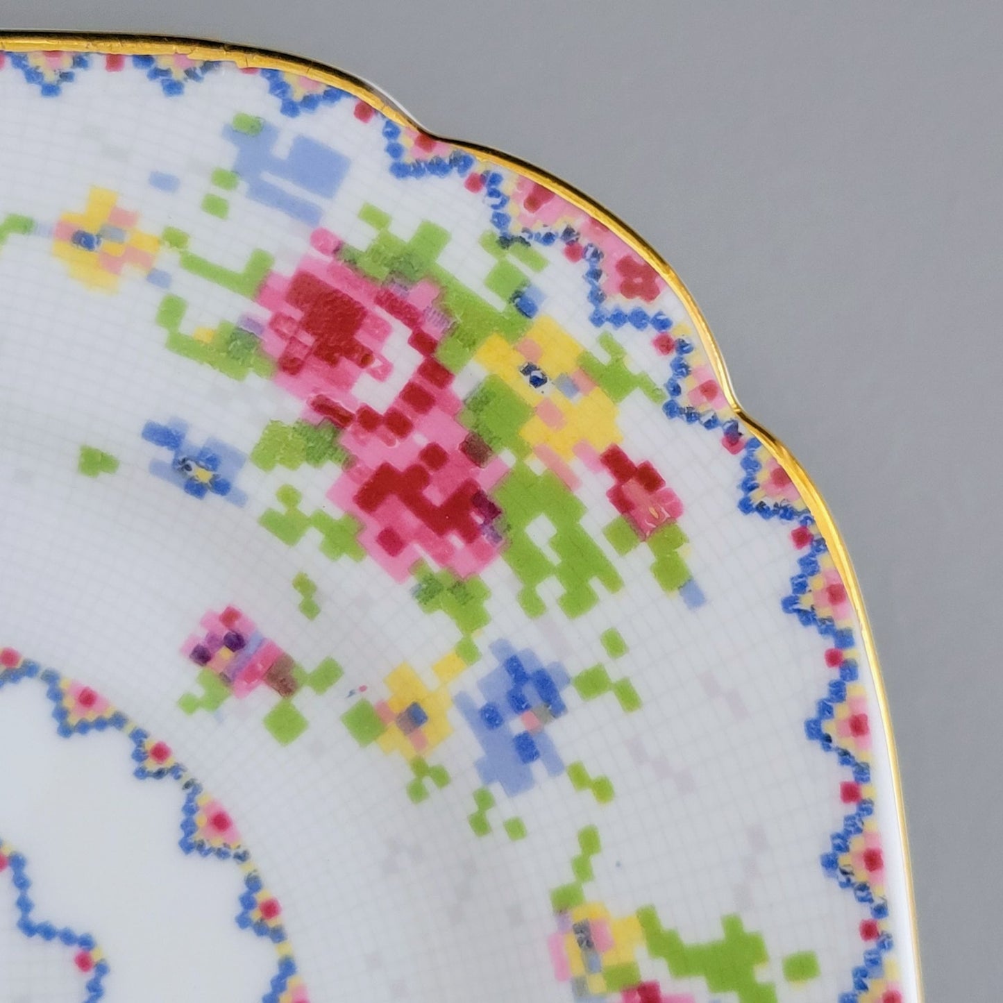 Royal Albert Petit Point Bread Plate, Set of 4, England c.1932-97