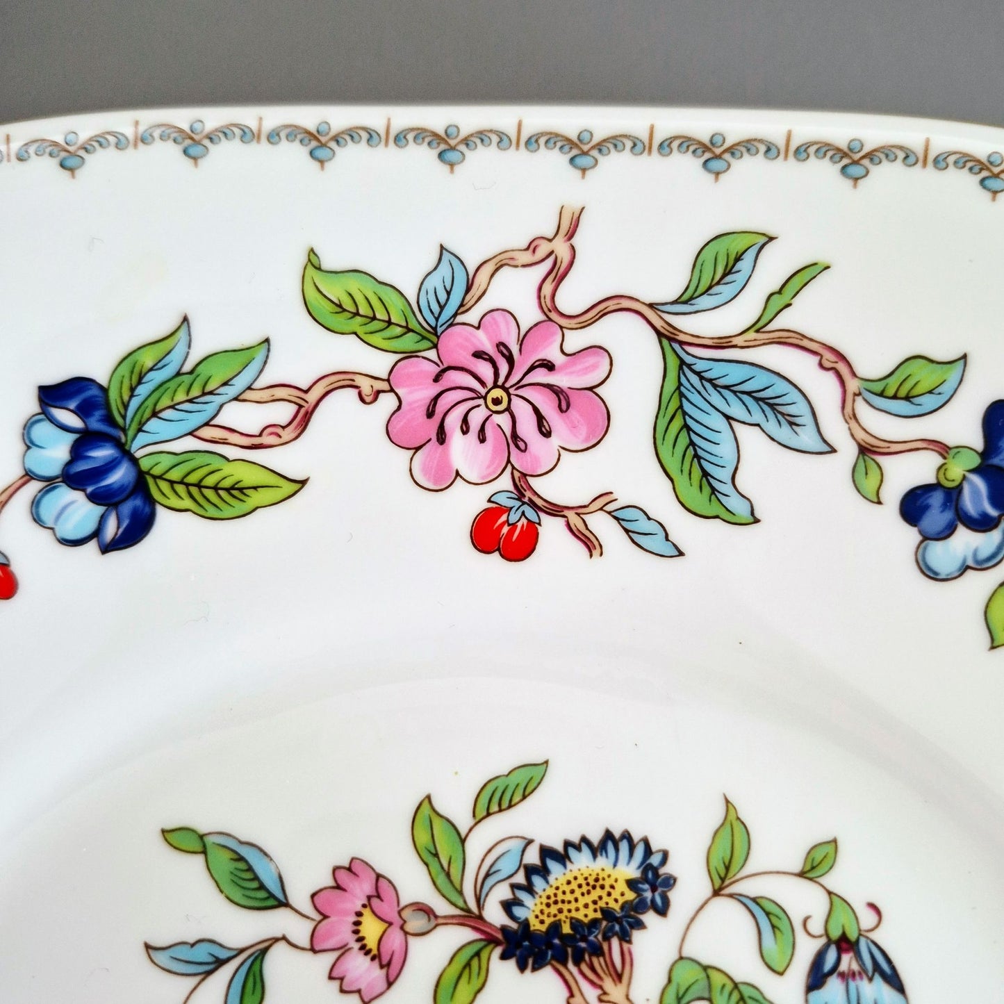 Aynsley "Pembroke" Square Cake Plate, c.1968-2015 England