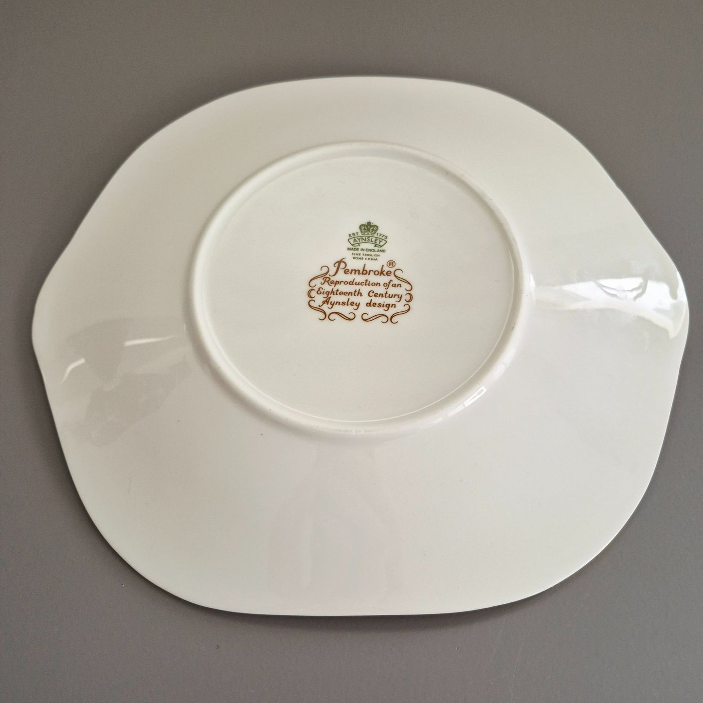 Aynsley "Pembroke" Square Cake Plate, c.1968-2015 England