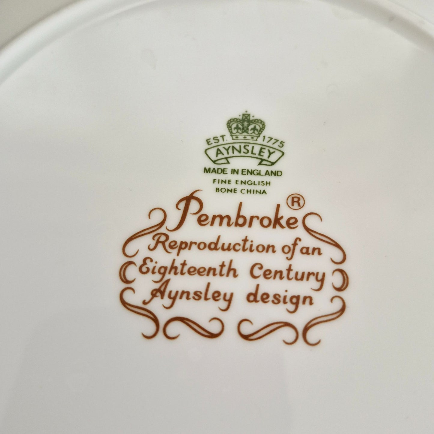 Aynsley "Pembroke" Square Cake Plate, c.1968-2015 England