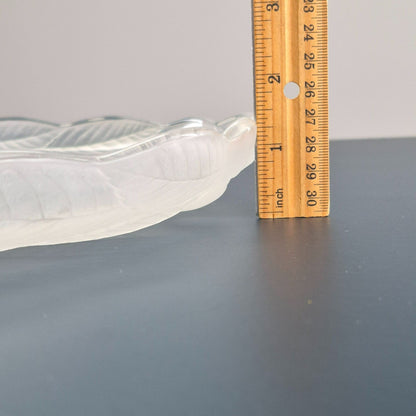 Mikasa BOUNTIFUL Frosted Glass Round Serving Platter