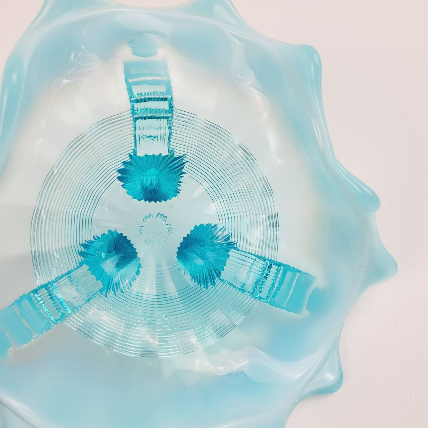 Northwood Klondyke Blue Opalescent 3-Toed Triangular Bowl