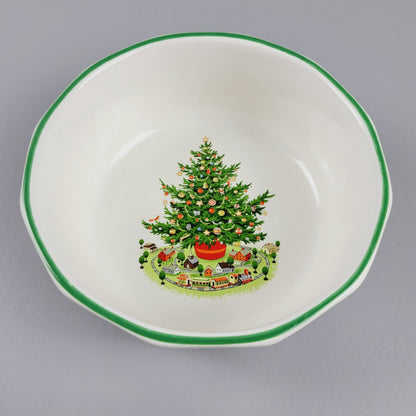 Pfaltzgraff Christmas Heritage Cereal Bowl, USA Made