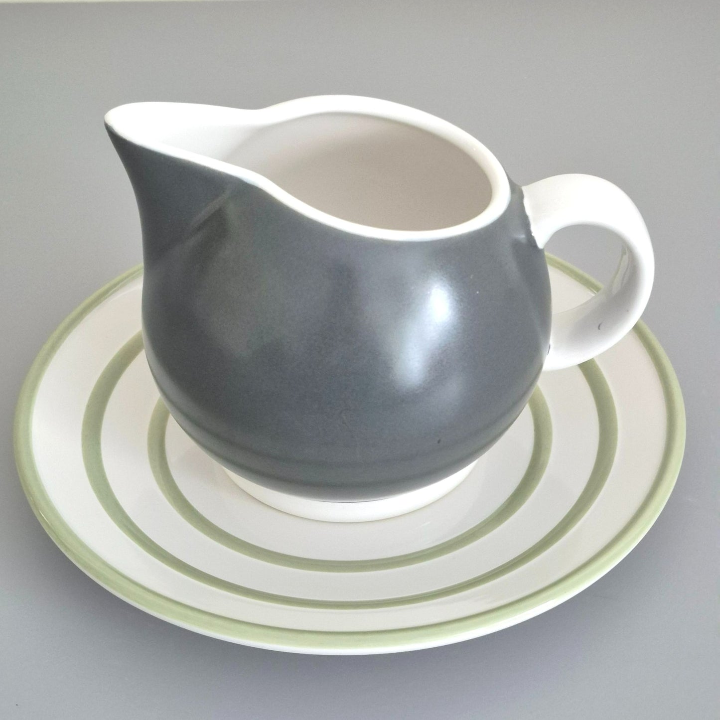 Pfaltzgraff "Sphere" Gravy Boat & Underplate, c.2001-07