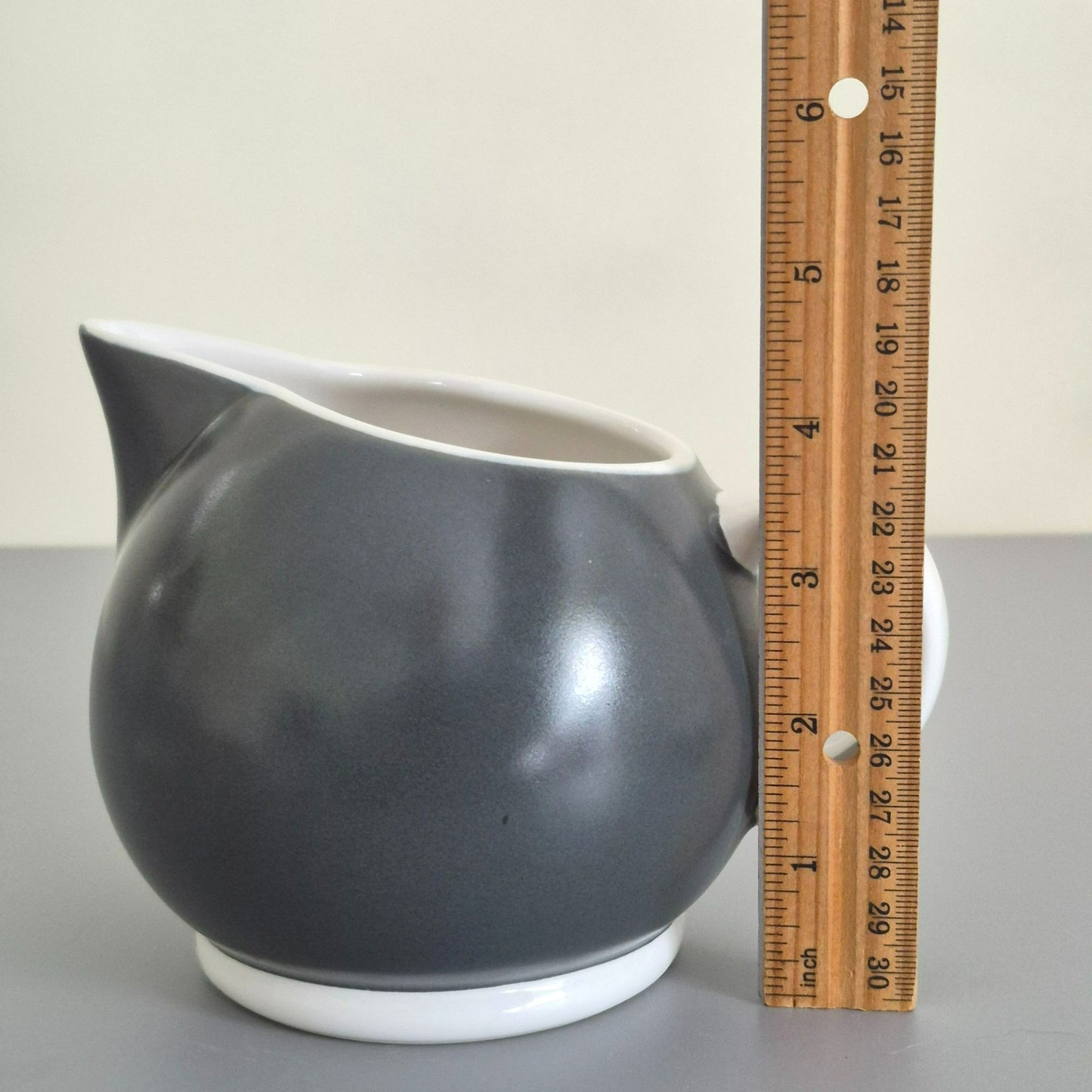 Pfaltzgraff "Sphere" Gravy Boat & Underplate, c.2001-07