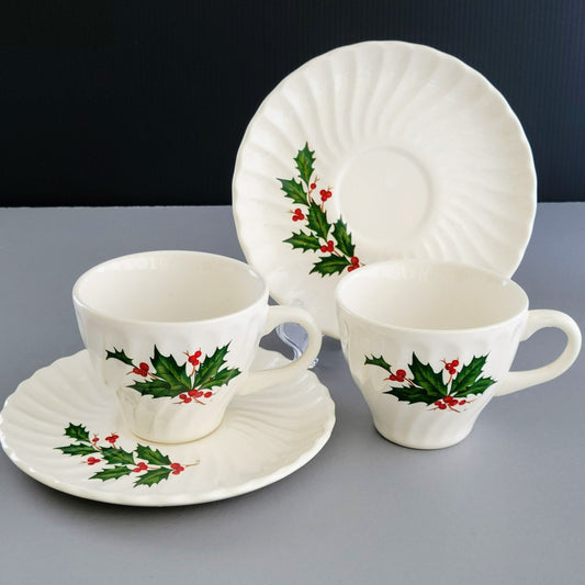 Scio Holly Berry Teacup & Saucer, 2 Sets