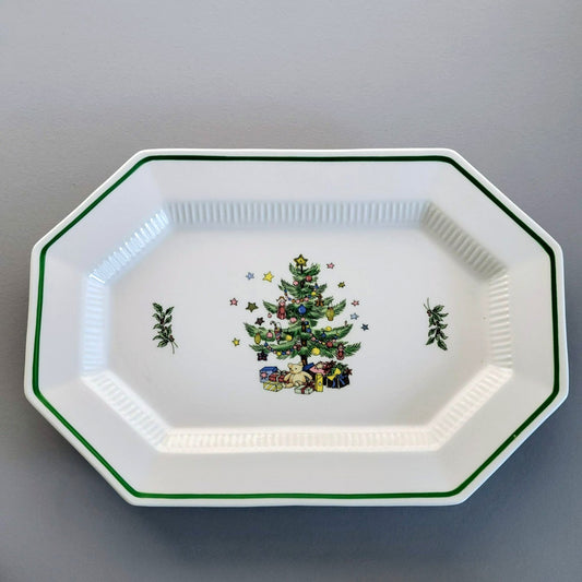 Nikko Christmastime Classic Collection 13" Oval Platter c.1979-83