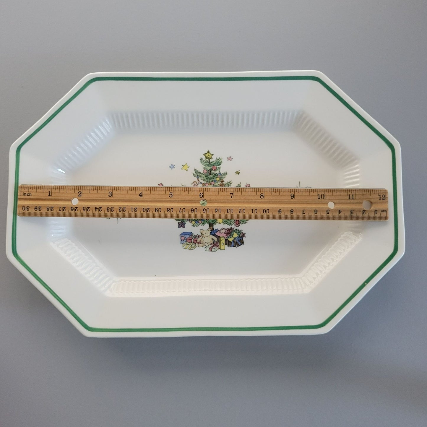 Nikko Christmastime Classic Collection 13" Oval Platter c.1979-83