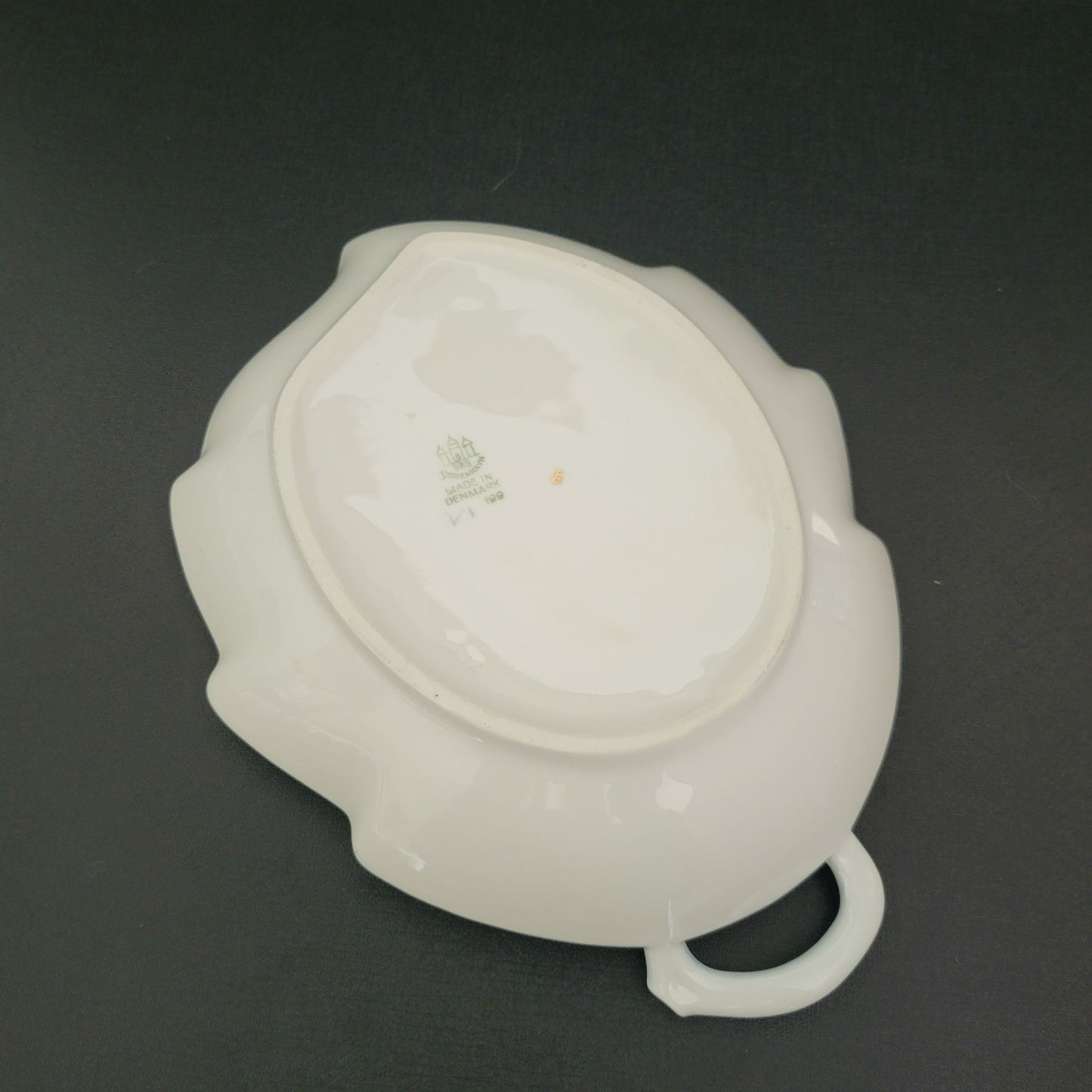 Bing & Grondahl Seagull 9" Leaf Dish, Made in Denmark