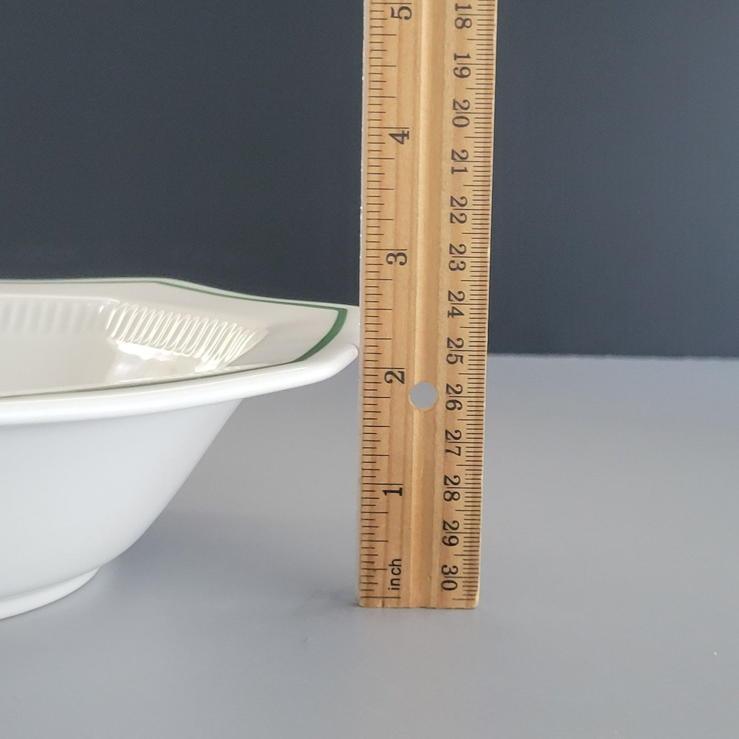 Nikko Christmastime Classic Collection 9" Octagonal Serving Bowl c.1979-83