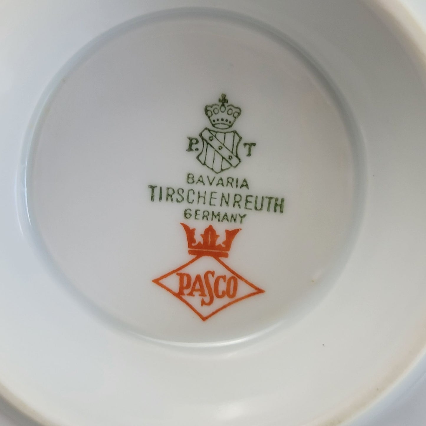 Tirschenreuth Picardy Gravy Boat & Underplate, c.1969 Bavaria Germany