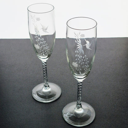 Vintage Etched Hummingbird Fluted Champagne Set