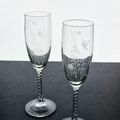 Vintage Etched Hummingbird Fluted Champagne Set