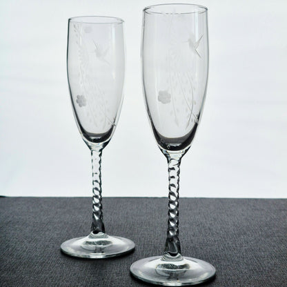 Vintage Etched Hummingbird Fluted Champagne Set