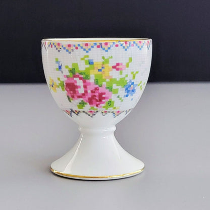 Royal Albert Petit Point Single Egg Cup, England c.1932-97
