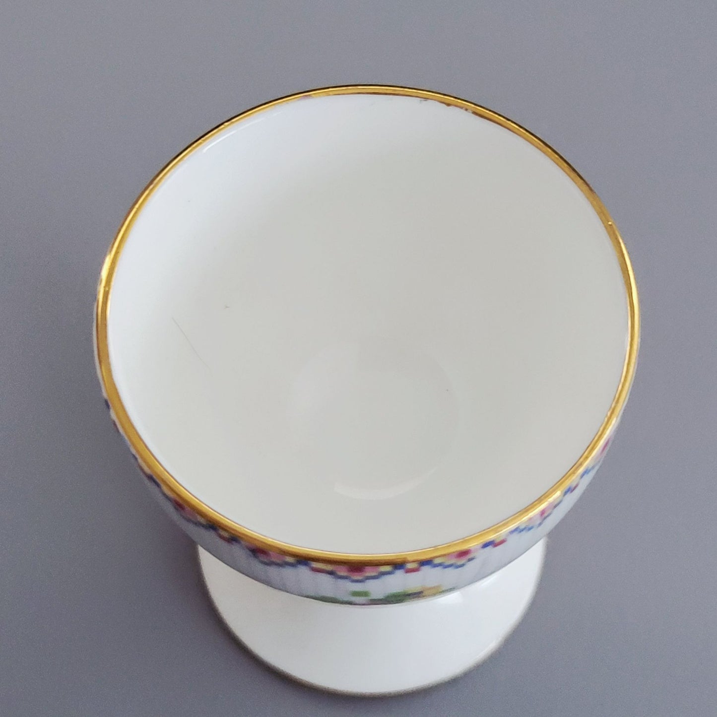 Royal Albert Petit Point Single Egg Cup, England c.1932-97