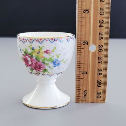 Royal Albert Petit Point Single Egg Cup, England c.1932-97