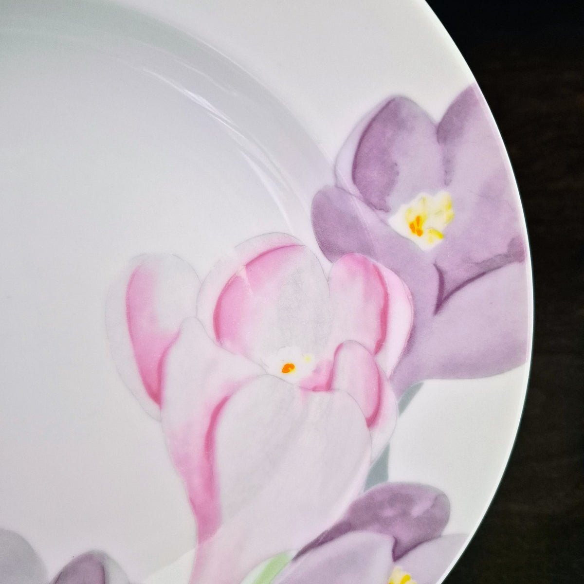 Mikasa "Spring Crocus" Rim Soup Bowl Set, c.1984-87 Japan