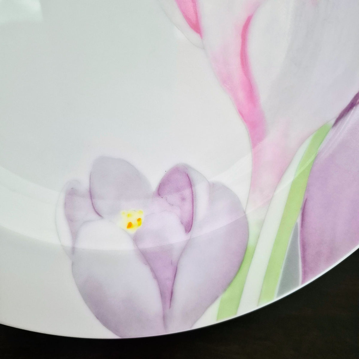 Mikasa "Spring Crocus" Rim Soup Bowl Set, c.1984-87 Japan