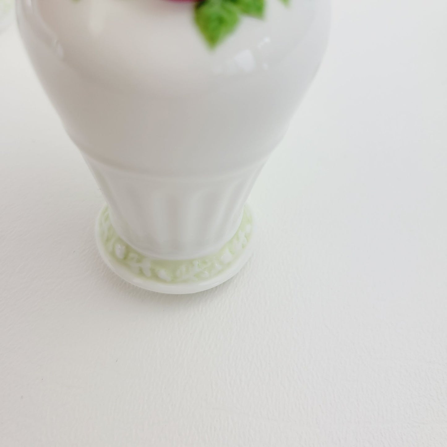 Royal Albert Old County Roses Salt, Pepper & Tray Set