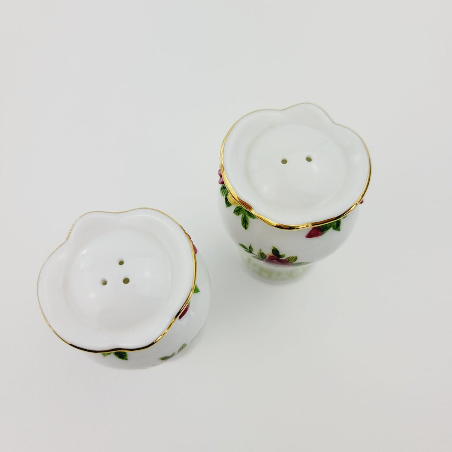 Royal Albert Old County Roses Salt, Pepper & Tray Set