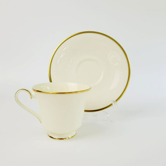Royal Doulton Heather Teacup & Saucer, Cream with Gold Trim, The Romance Collection, c.1984-98 England