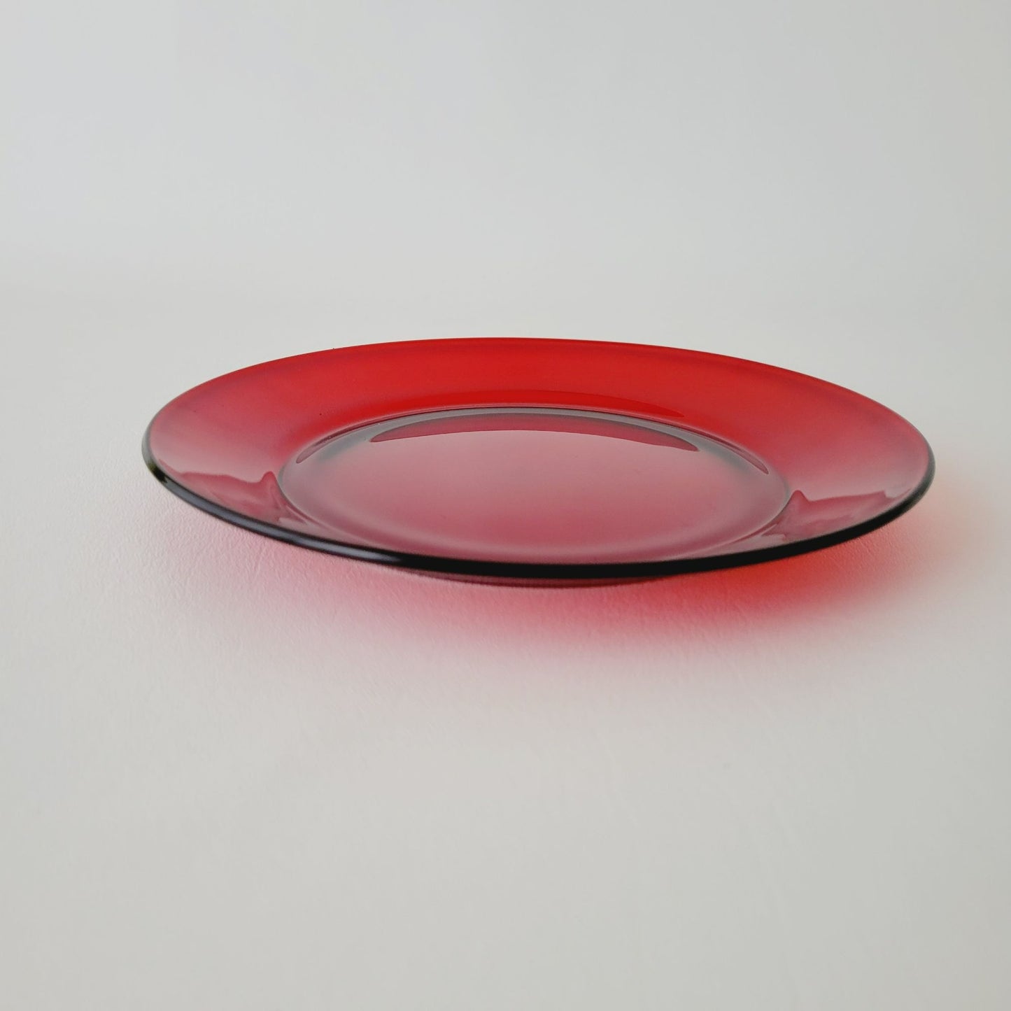 Arcoroc Cocoon Ruby Red Smooth Glass Salad Plate, Made in France