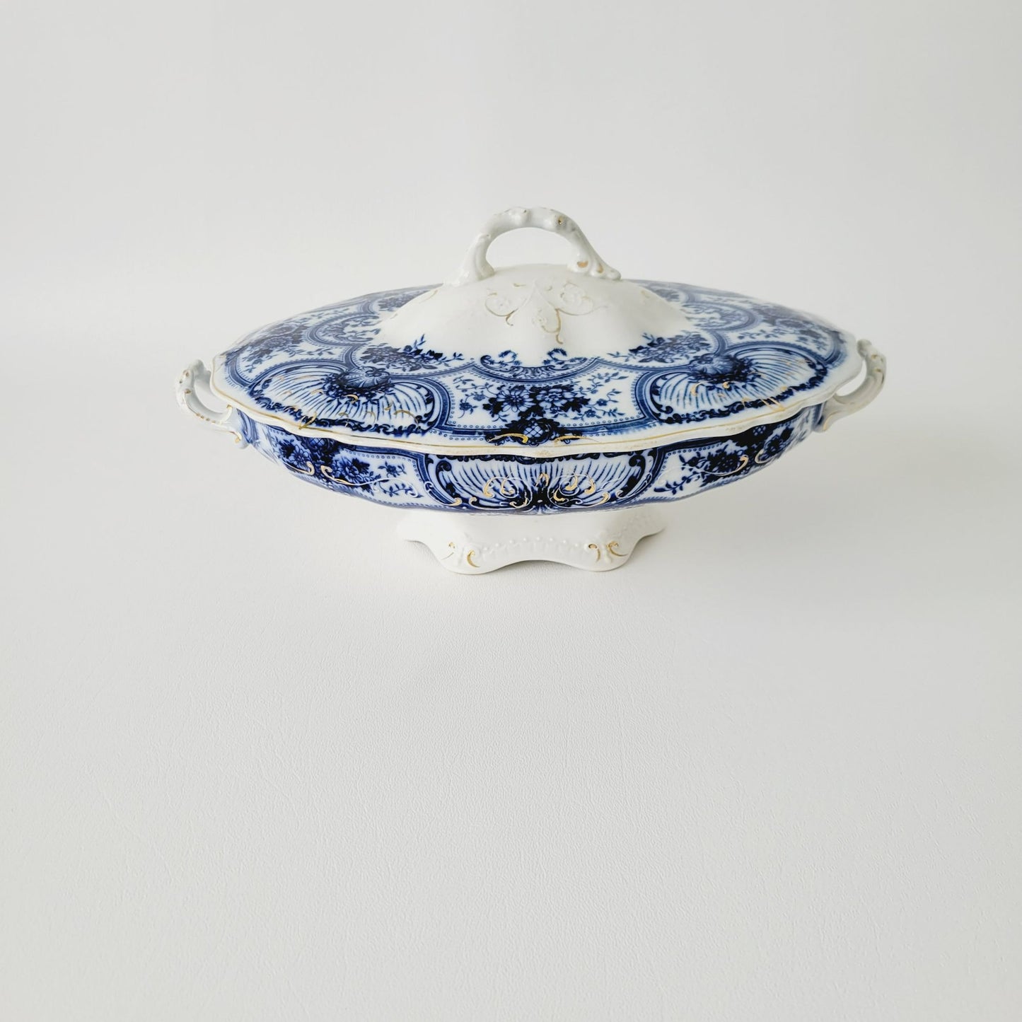 Antique J&G Meakin York Flow Blue Covered Dish