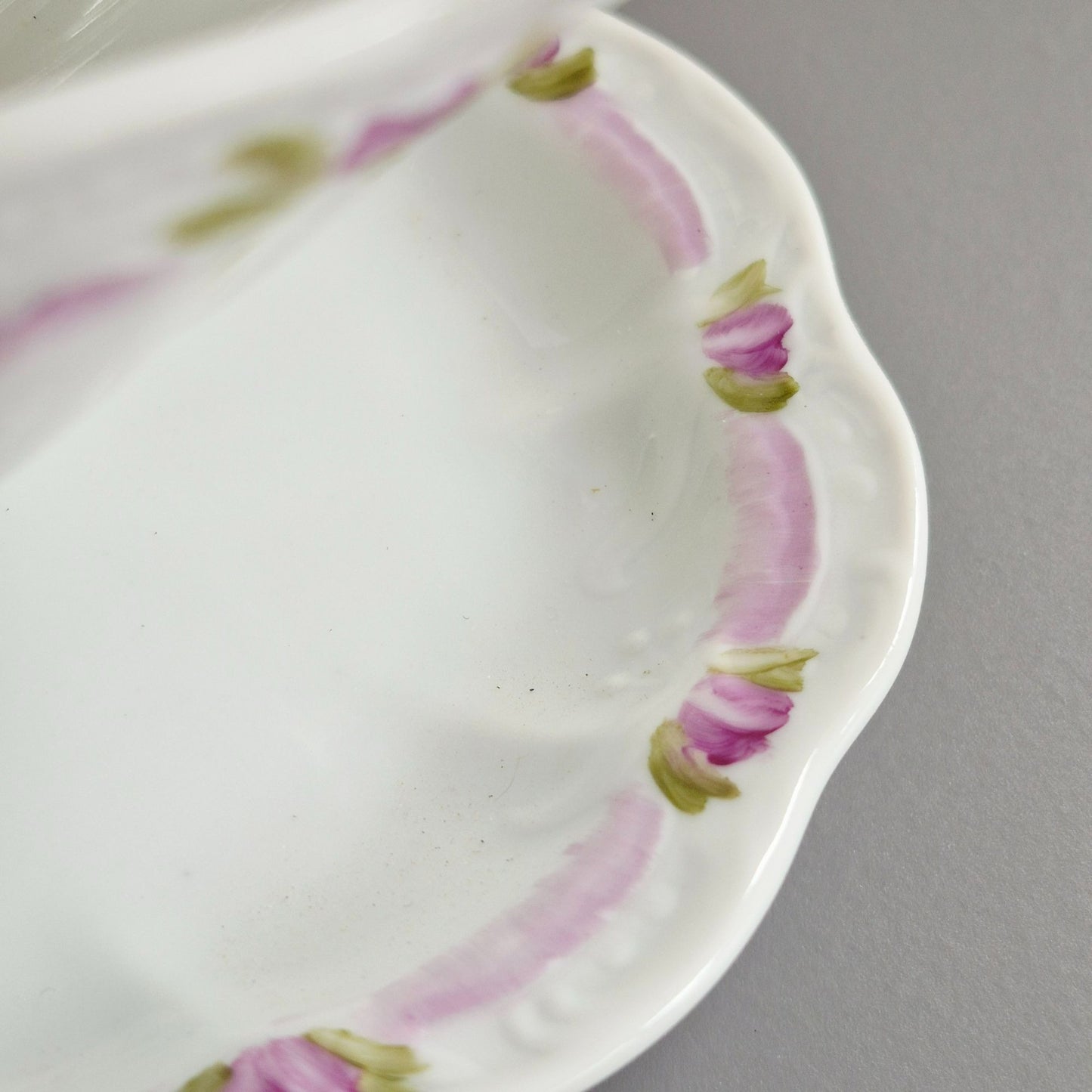 Hutschenreuther "Viktoria" Gravy Boat & Plate, c.1990s Germany