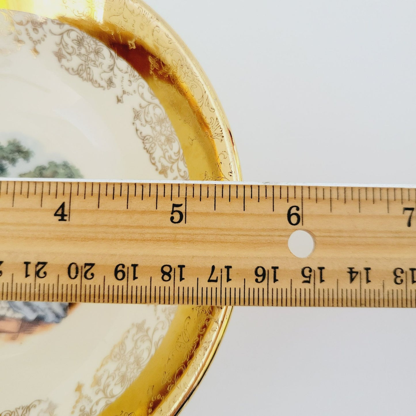 Sabin Crest-O-Gold George & Martha Dessert Bowl Set of 2