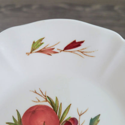 Wedgwood Drury Lane Berry Bowl Set of 2, c.1962-69 England