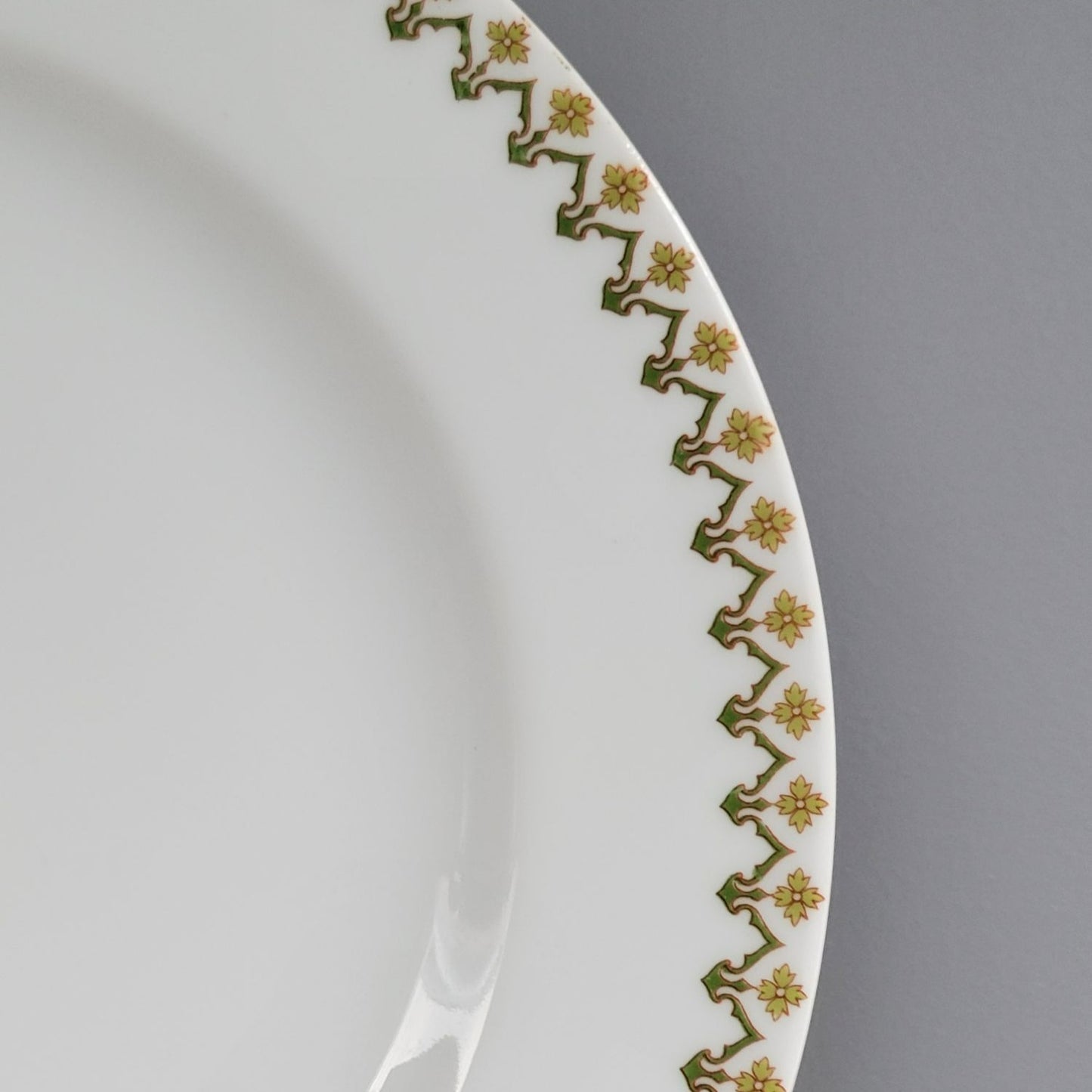 Haviland Dinner Plate, Schleiger 570d, c.1926-31 Limoges France