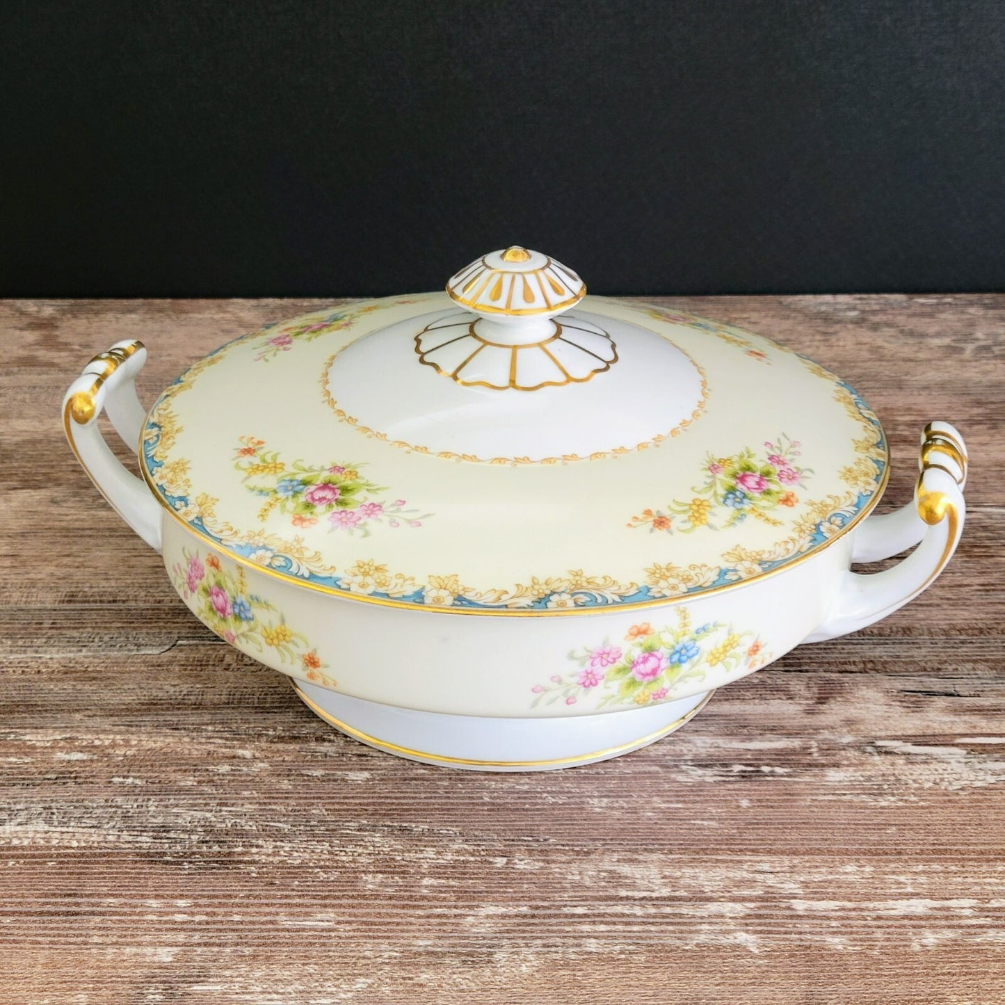 Noritake Rose China RO1 Covered Serving Bowl, c.1945-48 Occupied Japan