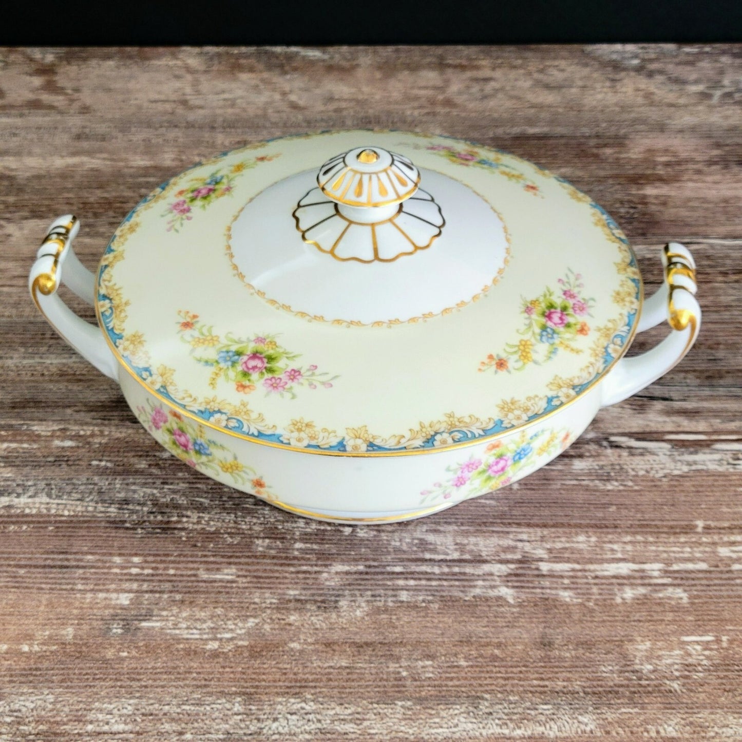 Noritake Rose China RO1 Covered Serving Bowl, c.1945-48 Occupied Japan