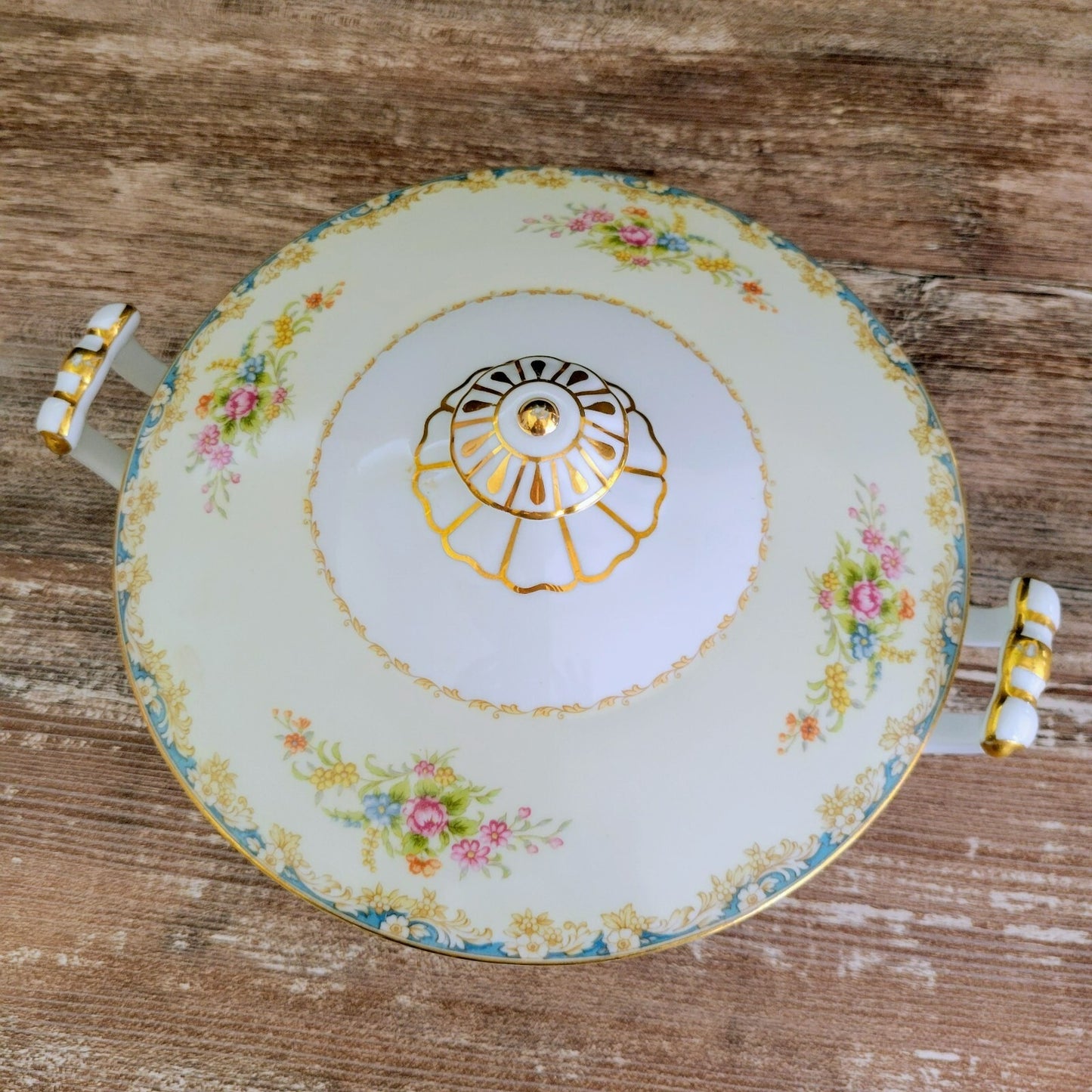 Noritake Rose China RO1 Covered Serving Bowl, c.1945-48 Occupied Japan