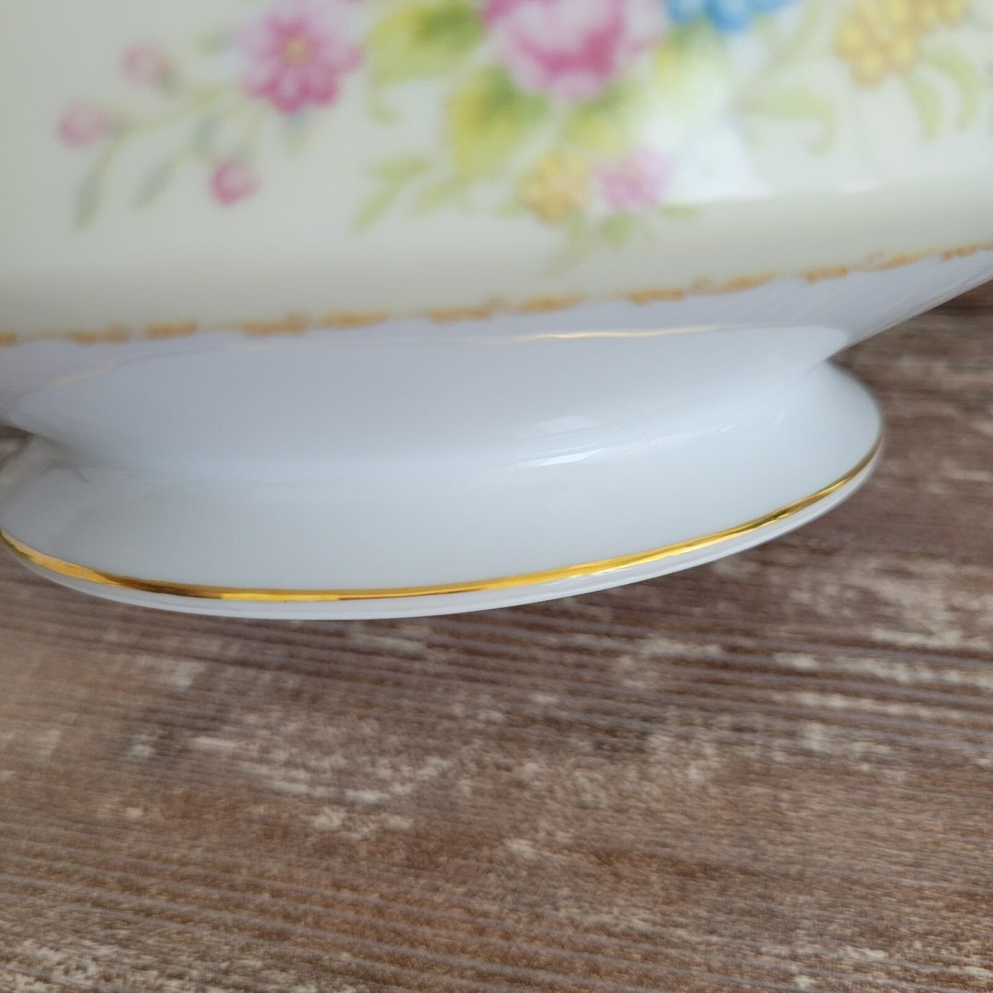 Noritake Rose China RO1 Covered Serving Bowl, c.1945-48 Occupied Japan